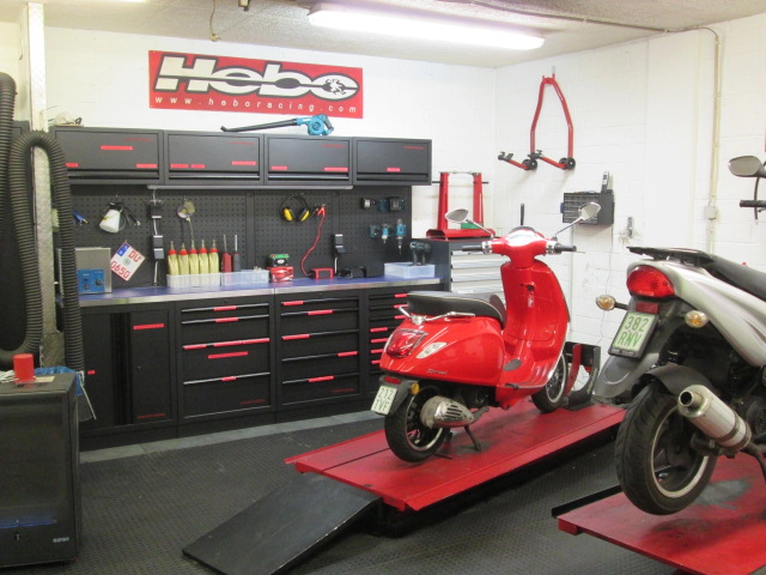 Motorsport Brinker - Motorräder & Scooter in Duisburg - Scooter Wartung-Service