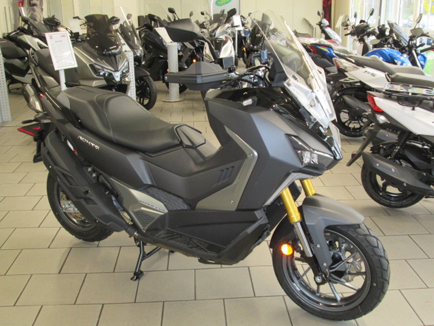 Motorsport Brinker - Motorräder & Scooter in Duisburg -  Motorrad